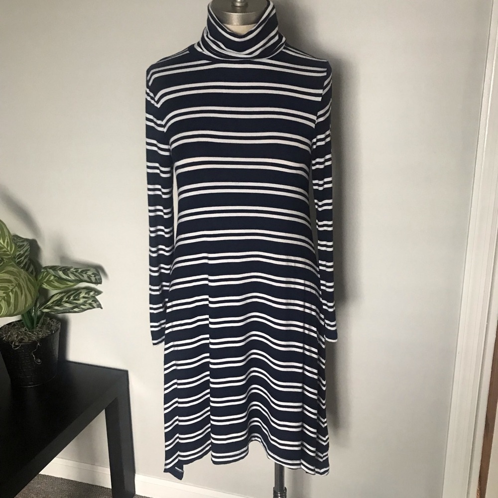 Anthropologie Maeve navy blue and white striped turtleneck dress size S